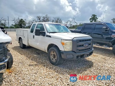 Czwarte zdjęcie samochodu z boku: 2011 FORD F250 SUPER DUTY VIN:1FT7X2ATXBEC24476 - miniatura