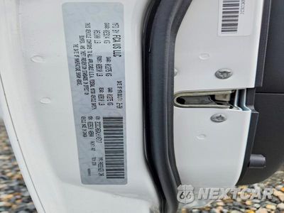 Zdjęcie 13 z 13 samochodu: 2020 CHRYSLER 300 300S VIN:2C3CCABGXLH145717 - miniatura