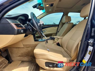 Zdjęcie 7 z 12 samochodu: 2009 BMW 528 XI VIN:WBANV13559C154457 - miniatura