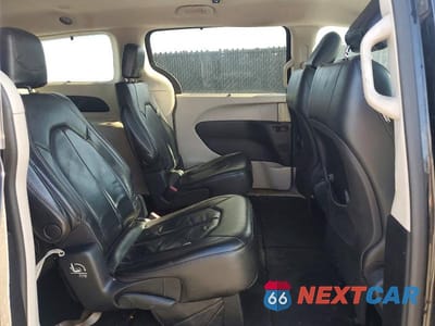 Zdjęcie 11 z 13 samochodu: 2019 CHRYSLER PACIFICA TOURING L VIN:2C4RC1BG7KR731614 - miniatura