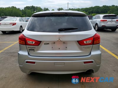 Zdjęcie 6 z 13 samochodu: 2011 MITSUBISHI OUTLANDER SPORT ES VIN:JA4AP3AU8BZ010187 - miniatura