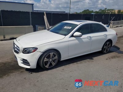 2017 MERCEDES-BENZ E 300 WDDZF4JB2HA104451 - główne zdjęcie licytacji z USA - miniatura