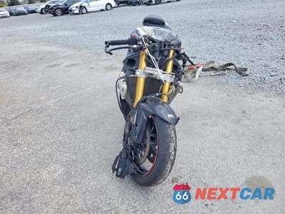 Drugie zdjęcie samochodu z przodu: 2015 SUZUKI GSX-R750 VIN:JS1GR7MA6F2101406 - miniatura