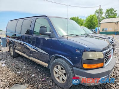 Czwarte zdjęcie samochodu z boku: 2009 GMC SAVANA G1500 VIN:1GKFH154191100401 - miniatura