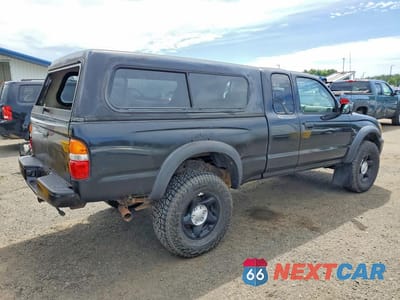 Trzecie zdjęcie samochodu z tyłu: 2002 TOYOTA TACOMA XTRACAB VIN:5TEWN72N92Z126504 - miniatura