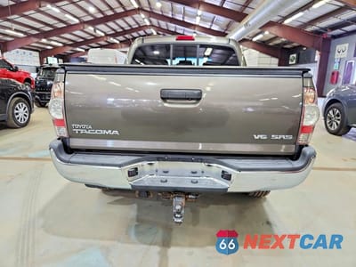 Zdjęcie 6 z 12 samochodu: 2013 TOYOTA TACOMA DOUBLE CAB VIN:3TMLU4EN2DM127347 - miniatura