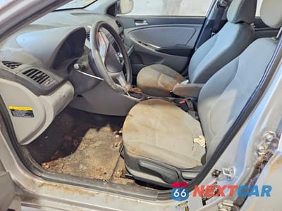 Zdjęcie 7 z 12 samochodu: 2014 HYUNDAI ACCENT GLS VIN:KMHCT4AE1EU637657 - miniatura