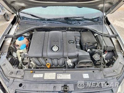 Zdjęcie 11 z 12 samochodu: 2012 VOLKSWAGEN PASSAT SE VIN:1VWBP7A38CC055298 - miniatura