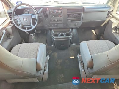 Zdjęcie 8 z 13 samochodu: 2026 GMC SAVANA G3500 LT VIN:1GJZ7PF73T1191940 - miniatura