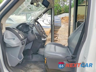 Zdjęcie 7 z 12 samochodu: 2017 FORD TRANSIT SHUTTLE BUS VIN:1FDES8PM5HKA48418 - miniatura