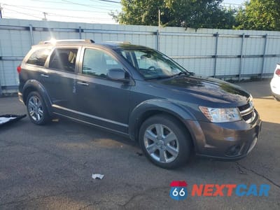 Czwarte zdjęcie samochodu z boku: 2017 DODGE JOURNEY SXT VIN:3C4PDCBB8HT570250 - miniatura