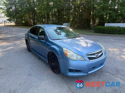 2011 SUBARU LEGACY 2.5I 4S3BMBA63B3252452 - główne zdjęcie licytacji z USA - miniatura