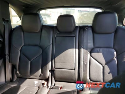 Zdjęcie 10 z 13 samochodu: 2011 PORSCHE CAYENNE VIN:WP1AA2A20BLA02506 - miniatura