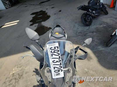 Piąte zdjęcie samochodu w środku: 2015 HONDA NC700X VIN:JH2RC6309FK100163 - miniatura