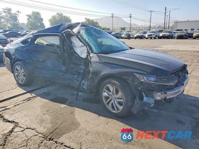 Czwarte zdjęcie samochodu z boku: 2019 HONDA ACCORD LX VIN:1HGCV1F17KA132448 - miniatura
