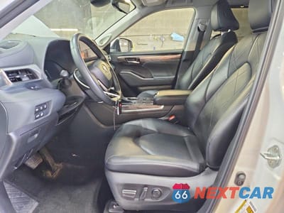 Zdjęcie 7 z 13 samochodu: 2023 TOYOTA HIGHLANDER PLATINUM VIN:5TDKDRAH0PS043542 - miniatura