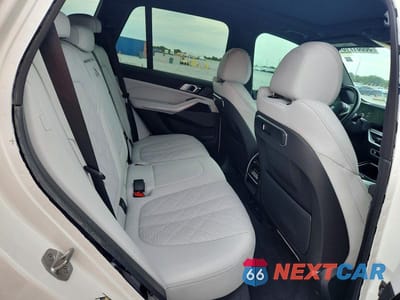 Zdjęcie 10 z 13 samochodu: 2024 BMW X5 XDRIVE50E VIN:5UX43EU09R9T25625 - miniatura