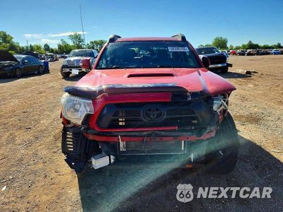 Piąte zdjęcie samochodu w środku: 2015 TOYOTA TACOMA V6 VIN:3TMLU4EN6FM170477 - miniatura