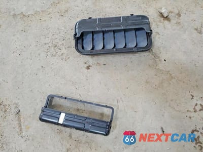 Zdjęcie 13 z 14 samochodu: 2024 MERCEDES-BENZ GLC 300 4MATIC VIN:W1NKM4HB3RF224344 - miniatura