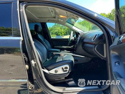 Zdjęcie 7 z 10 samochodu: 2012 MERCEDES-BENZ GL 450 4MATIC VIN:4JGBF7BE0CA794761 - miniatura