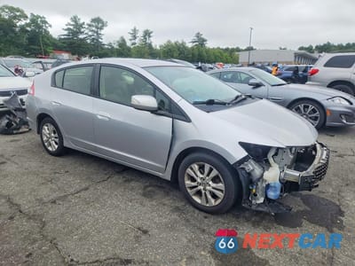 Czwarte zdjęcie samochodu z boku: 2013 HONDA INSIGHT EX VIN:JHMZE2H76DS001975 - miniatura