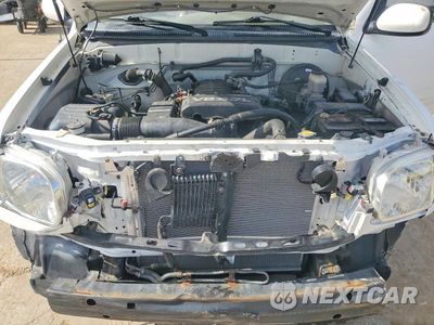 Zdjęcie 11 z 12 samochodu: 2005 TOYOTA TUNDRA DOUBLE CAB LIMITED VIN:5TBDT48125S474459 - miniatura