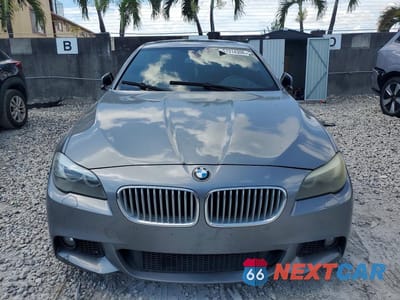 Piąte zdjęcie samochodu w środku: 2013 BMW 550 I VIN:WBAFR9C50DDX79875 - miniatura