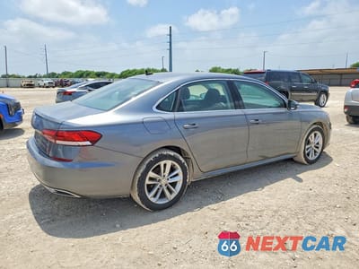 Trzecie zdjęcie samochodu z tyłu: 2020 VOLKSWAGEN PASSAT SE VIN:1VWSA7A34LC008836 - miniatura
