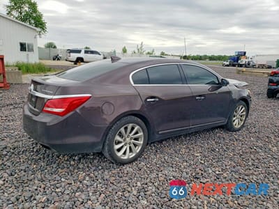 Trzecie zdjęcie samochodu z tyłu: 2016 BUICK LACROSSE VIN:1G4GB5G30GF117585 - miniatura