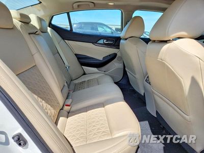 Zdjęcie 10 z 12 samochodu: 2017 NISSAN MAXIMA VIN:1N4AA6AP4HC426550 - miniatura