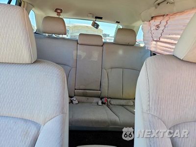 Zdjęcie 10 z 13 samochodu: 2011 SUBARU OUTBACK 2.5I PREMIUM VIN:4S4BRBCC7B3315231 - miniatura