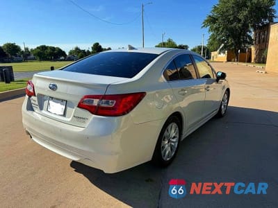 Czwarte zdjęcie samochodu z boku: 2017 SUBARU LEGACY 2.5I PREMIUM VIN:4S3BNAH66H3015914 - miniatura
