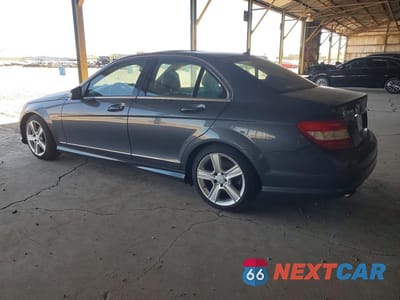 Drugie zdjęcie samochodu z przodu: 2010 MERCEDES-BENZ C 300 VIN:WDDGF5EB8AF475985 - miniatura