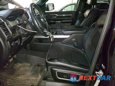 Zdjęcie 7 z 12 samochodu: 2023 RAM 1500 LARAMIE VIN:1C6SRFJM8PN514962 - miniatura