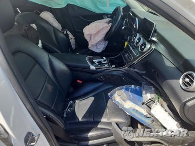 Zdjęcie 7 z 13 samochodu: 2016 MERCEDES-BENZ C 300 4MATIC VIN:55SWF4KB8GU171085 - miniatura