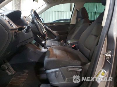 Zdjęcie 7 z 13 samochodu: 2009 VOLKSWAGEN TIGUAN SE VIN:WVGBV95N39W522968 - miniatura