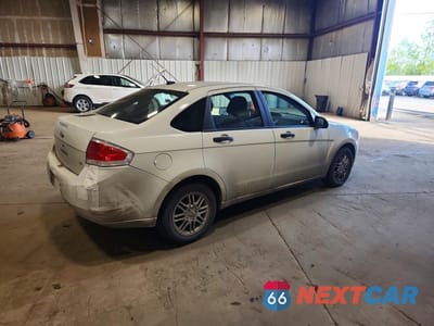 Trzecie zdjęcie samochodu z tyłu: 2009 FORD FOCUS SE VIN:1FAHP35N69W225561 - miniatura
