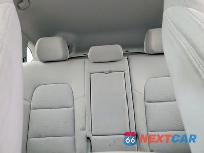 Zdjęcie 10 z 14 samochodu: 2020 HYUNDAI TUCSON SE VIN:KM8J2CA47LU166218 - miniatura