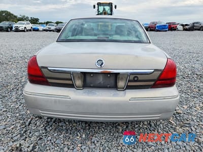 Zdjęcie 6 z 12 samochodu: 2006 MERCURY GRAND MARQUIS GS VIN:2MEFM74V26X618054 - miniatura