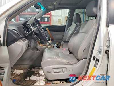 Zdjęcie 7 z 13 samochodu: 2008 TOYOTA HIGHLANDER HYBRID LIMITED VIN:JTEEW44A582001252 - miniatura