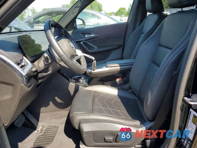Zdjęcie 7 z 13 samochodu: 2024 BMW X1 XDRIVE28I VIN:WBX73EF0XR5Z28783 - miniatura