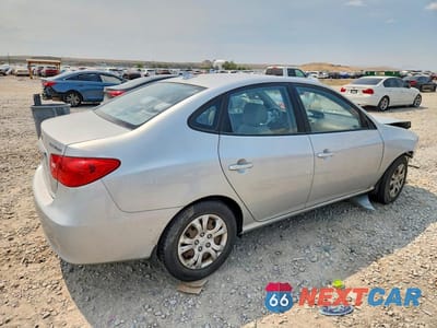 Trzecie zdjęcie samochodu z tyłu: 2010 HYUNDAI ELANTRA GLS VIN:KMHDU4AD1AU990130 - miniatura