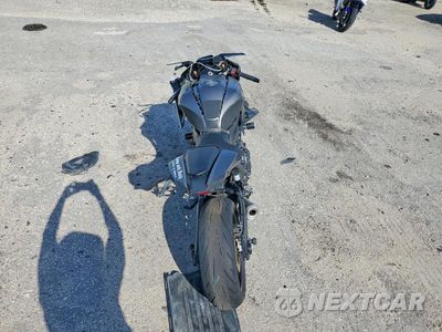 Zdjęcie 6 z 9 samochodu: 2024 YAMAHA YZFR7 VIN:JYARM38E0RA011337 - miniatura