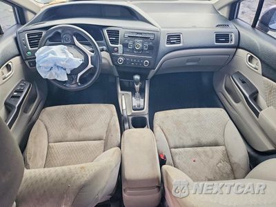 Zdjęcie 8 z 12 samochodu: 2015 HONDA CIVIC LX VIN:19XFB2F53FE104422 - miniatura