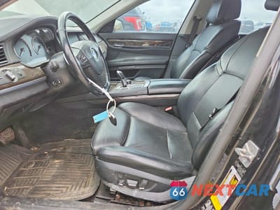 Zdjęcie 7 z 12 samochodu: 2011 BMW 750 LXI VIN:WBAKC8C57BC434422 - miniatura