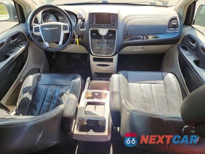 Zdjęcie 8 z 13 samochodu: 2016 CHRYSLER TOWN & COUNTRY TOURING VIN:2C4RC1BG7GR292907 - miniatura