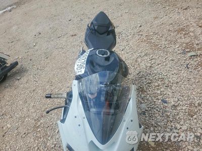 Piąte zdjęcie samochodu w środku: 2026 KAWASAKI NINJA ZX-6R VIN:JKBZXJJ14TA041445 - miniatura