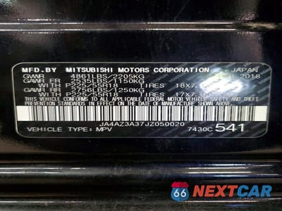 Zdjęcie 13 z 13 samochodu: 2018 MITSUBISHI OUTLANDER VIN:JA4AZ3A37JZ050020 - miniatura