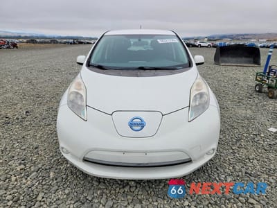 Piąte zdjęcie samochodu w środku: 2016 NISSAN LEAF S VIN:1N4AZ0CP4GC301971 - miniatura
