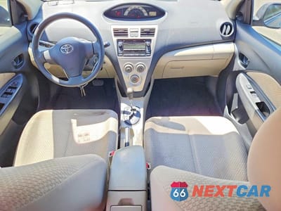 Zdjęcie 8 z 12 samochodu: 2008 TOYOTA YARIS BASE VIN:JTDBT923984015046 - miniatura